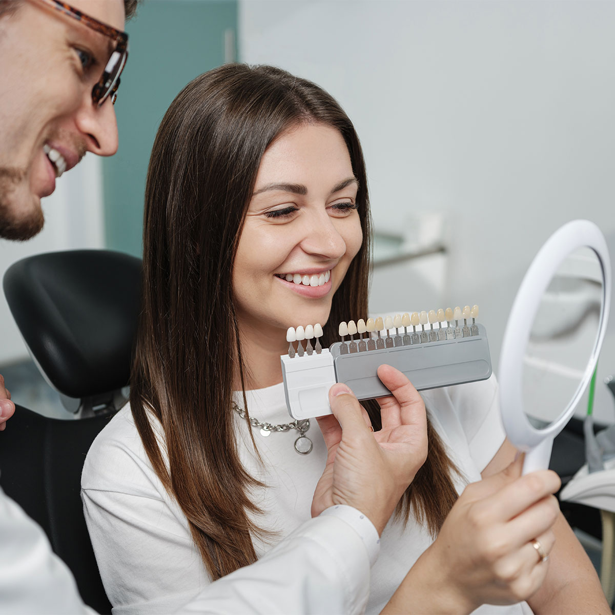 Facially-designed Smiles Facially-designed Smiles